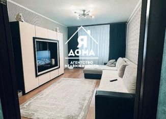 Трехкомнатная квартира на продажу, 63 м2, Брянск, Почтовая улица, 112