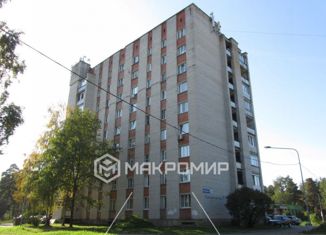 Продам комнату, 90 м2, Сосновый Бор, улица Космонавтов, 26