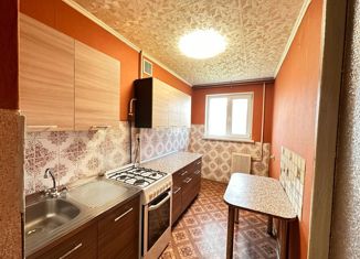 Продам 2-ком. квартиру, 43.6 м2, посёлок Исток, Главная улица, 18А