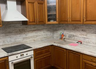 Продается трехкомнатная квартира, 84 м2, Москва, метро Солнцево, Производственная улица, 4