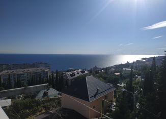 Продажа 1-комнатной квартиры, 42 м2, посёлок городского типа Гаспра, Риекская улица, 17