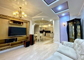 Продам 3-ком. квартиру, 113 м2, Новосибирск, улица Кирова, 27/3, метро Октябрьская