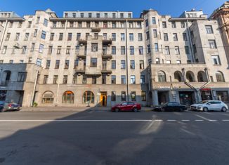 Продается двухкомнатная квартира, 70.2 м2, Санкт-Петербург, улица Некрасова, 58, муниципальный округ Смольнинское
