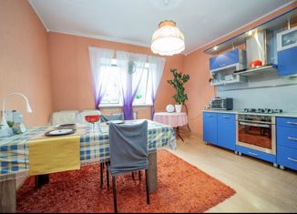 Продам 2-комнатную квартиру, 75 м2, Екатеринбург, Рощинская улица, 65, Рощинская улица