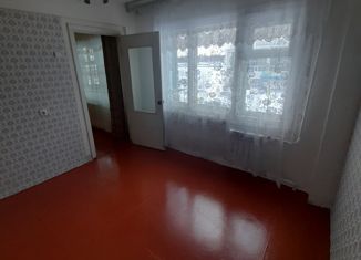 Продается четырехкомнатная квартира, 58.9 м2, Вихоревка, улица Ленина, 48