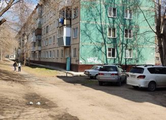 Сдаю двухкомнатную квартиру, 43 м2, Барнаул, улица Попова, 44