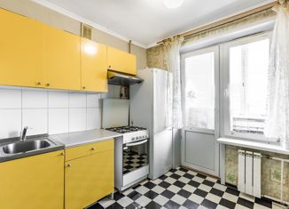 Продаю 2-комнатную квартиру, 38.7 м2, Москва, улица Гришина, 5, станция Рабочий Посёлок