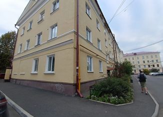 Продаю 2-комнатную квартиру, 49 м2, Белорецк, улица П. Точисского, 17