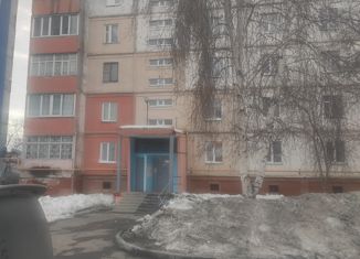 Продам 3-комнатную квартиру, 70.1 м2, Курган, 5-й микрорайон, 14