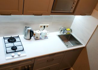 Продам 2-комнатную квартиру, 38 м2, Москва, улица Плеханова, 16к1, метро Перово