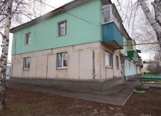 Продаю 2-ком. квартиру, 43.1 м2, посёлок городского типа Безенчук, Центральная улица, 12