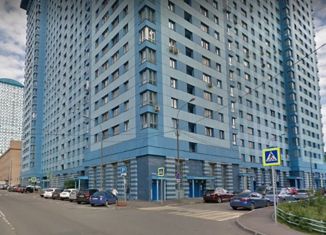 Продаю трехкомнатную квартиру, 72 м2, Москва, Авиационная улица, 59
