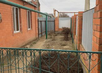 Продается дом, 121 м2, село Озек-Суат, Садовая улица