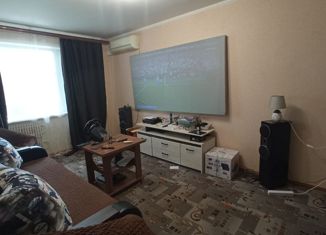 Продам 2-ком. квартиру, 43.6 м2, Россошь, улица 9 Января, 37