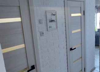 Продажа 2-ком. квартиры, 45.8 м2, посёлок городского типа Ярославский, Школьный проезд, 6