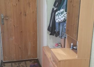 Продаю 2-ком. квартиру, 36.2 м2, Лениногорск, улица Горького, 15