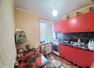 Продажа четырехкомнатной квартиры, 60 м2, Славянск-на-Кубани, Красная улица, 48