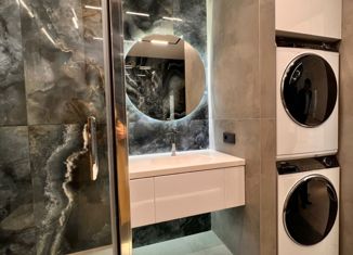 Трехкомнатная квартира на продажу, 97 м2, Находка, улица Куйбышева, 4А