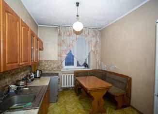 Продажа 4-ком. квартиры, 114 м2, Новокузнецк, Транспортная улица, 81А