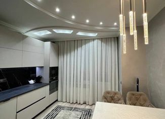 Продается двухкомнатная квартира, 59.7 м2, Краснодар, улица Цезаря Куникова, 24к1, ЖК Времена Года 3