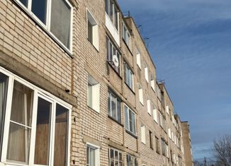 Продаю 1-ком. квартиру, 35 м2, Киров, Луговая улица, 76, Нововятский район