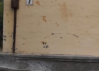 Продается двухкомнатная квартира, 44.9 м2, поселок городского типа Малышева, Советская улица, 7