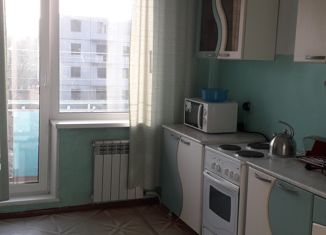 Продается трехкомнатная квартира, 62 м2, село Углекаменск, улица Калинина, 1Г
