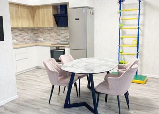 Продам 4-ком. квартиру, 79.5 м2, поселение Филимонковское, Золотошвейная улица, 4