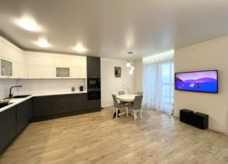 Продажа 3-комнатной квартиры, 90 м2, Барнаул, улица Солнечная Поляна, 81, ЖК Лапландия