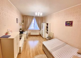 Трехкомнатная квартира на продажу, 75.8 м2, Москва, улица Твардовского, 4к2, метро Строгино