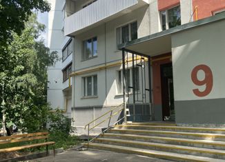 Продам 3-комнатную квартиру, 80 м2, Москва, улица Введенского, 27к2, улица Введенского