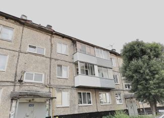 Продается 3-комнатная квартира, 63 м2, село Култаево, улица Космонавтов, 4