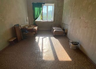 Продам комнату, 38 м2, Каменск-Шахтинский, улица Декабристов, 7