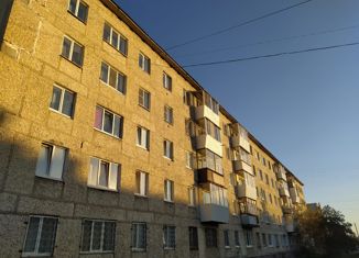 Однокомнатная квартира на продажу, 32 м2, Верхняя Пышма, улица Мичурина, 2А