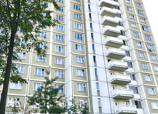 Продам трехкомнатную квартиру, 76.9 м2, Москва, Беловежская улица, 55, станция Немчиновка