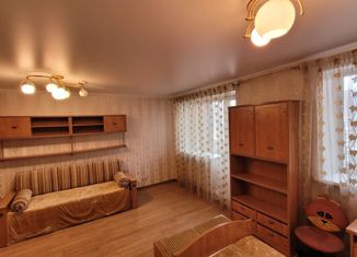 Трехкомнатная квартира на продажу, 55.3 м2, Полысаево, Бакинская улица, 5