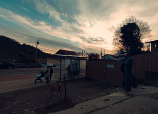 Продажа трехкомнатной квартиры, 60.9 м2, село Высокое, Зелёная улица, 2Б