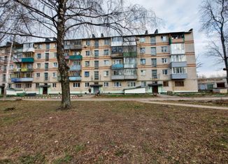 2-комнатная квартира на продажу, 40 м2, Кстово, площадь Мира, 6А