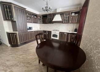 Продажа двухкомнатной квартиры, 74.5 м2, Балашов, проспект Космонавтов, 19