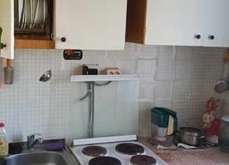 Продам трехкомнатную квартиру, 53 м2, Ленинградская область, Свирская улица, 35