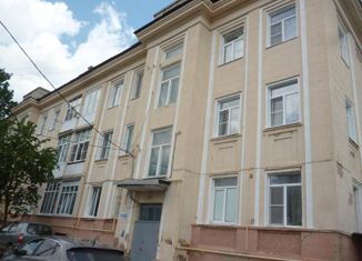 Продается 3-комнатная квартира, 69.5 м2, Россошь, Пролетарская улица, 240