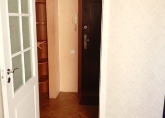 Продаю однокомнатную квартиру, 32 м2, Великий Новгород, улица Коровникова, 10к1