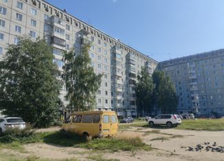 Продажа 2-комнатной квартиры, 51.6 м2, Коми, проспект Бумажников, 40