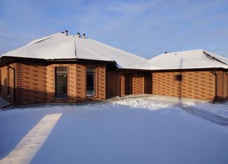 Продаю дом, 196.2 м2, поселок Октябрьский, улица Маяковского