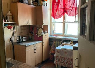 Продается комната, 72 м2, Екатеринбург, улица Уральских Рабочих, 50А, улица Уральских Рабочих