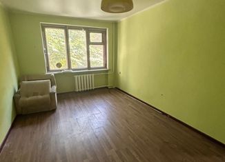 Продам 1-ком. квартиру, 32 м2, Туапсе, улица Карла Маркса, 39