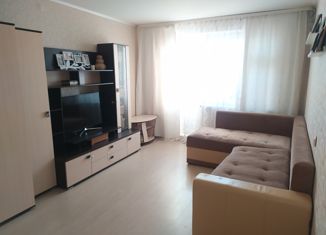 Продажа 2-комнатной квартиры, 68 м2, Екатеринбург, улица Учителей, 14, улица Учителей