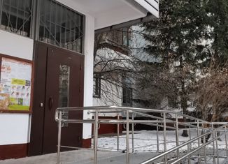 Продам 2-комнатную квартиру, 54 м2, Москва, улица Академика Анохина, 12к3, метро Юго-Западная