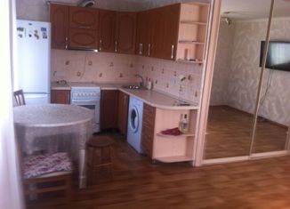 Сдается в аренду 1-ком. квартира, 34 м2, Ачинск, улица Кирова, 27