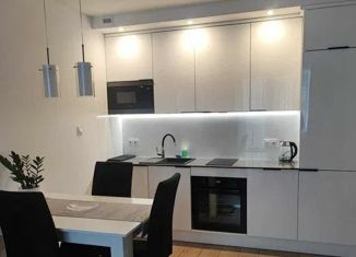 Продам 1-комнатную квартиру, 38 м2, Краснодар, бульвар Клары Лучко, 12, бульвар Клары Лучко